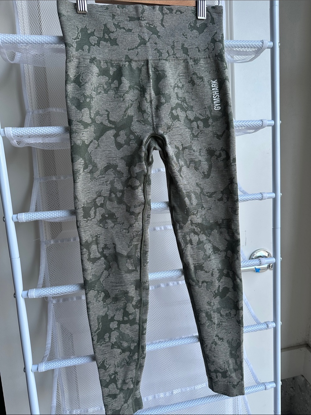 Gymshark Camo Leggings scrunch butt